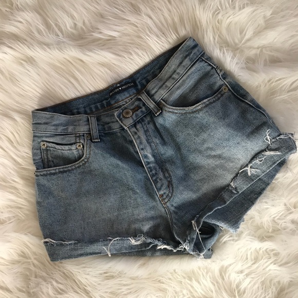 Brandy Melville High-Waisted Denim Shorts - Picture 3 of 4